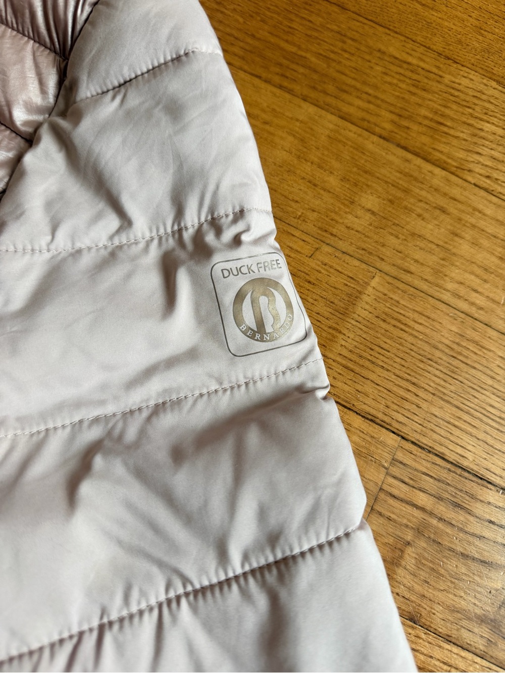 EUC Bernardo PrimaLoft Duck Free Puffer Jacket L Pink Rose Gold hardwear Y2K - Picture 8 of 9